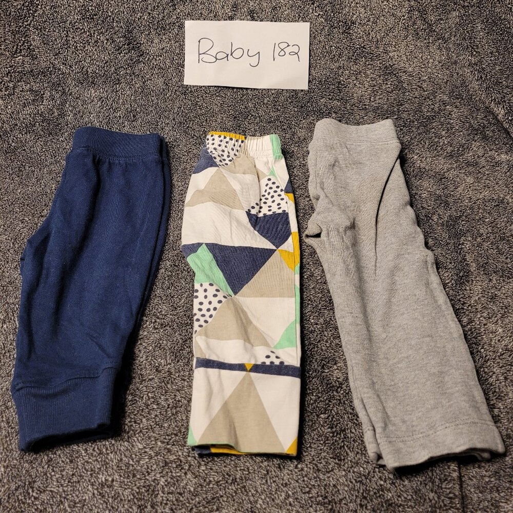 182.   Baby 3-Pack Pants (ONLY TRIANGLE PATTERN PANTS AVALIABLE)